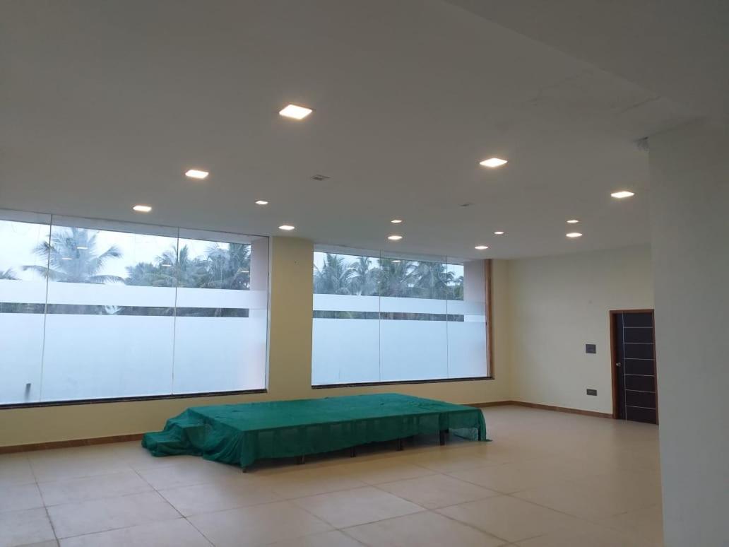 Grand Meridian Vinnamangalam Exteriör bild