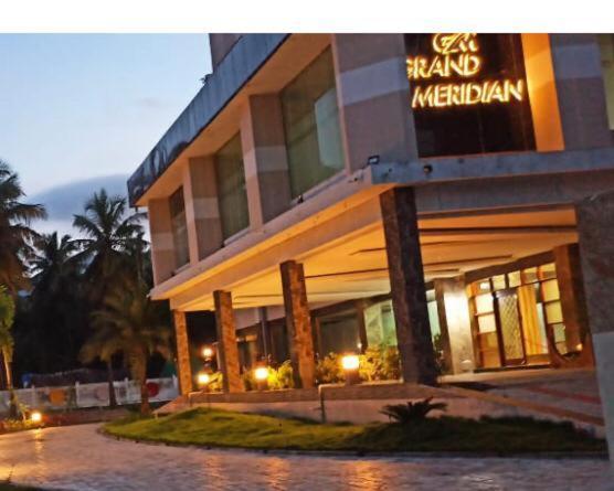 Grand Meridian Vinnamangalam Exteriör bild